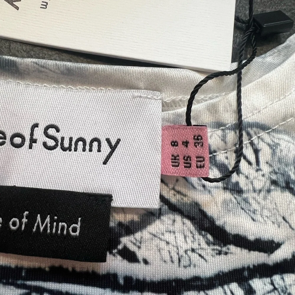 HOUSE OF SUNNY Out of Town Second Skin top - Picture 8 of 10